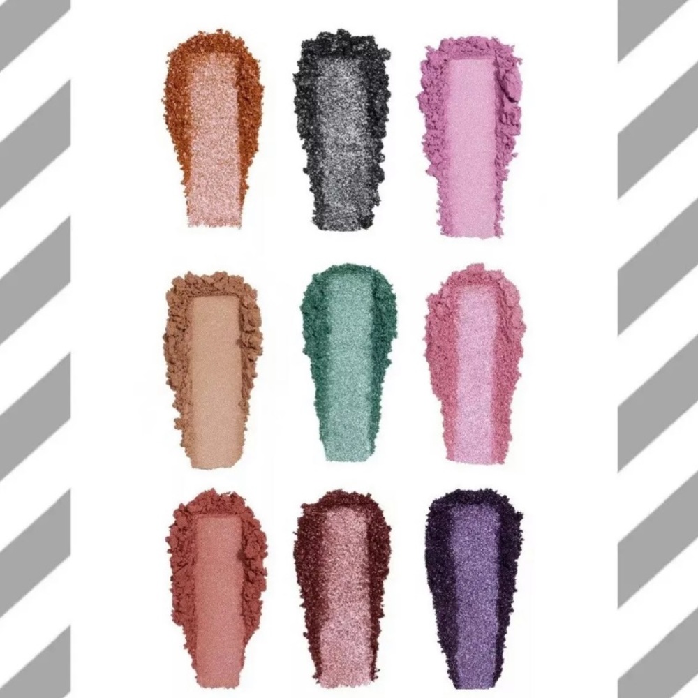 Kylie Cosmetics X Balmain LIMITED EyeshadowPalette - Picture 3 of 8